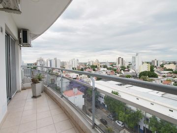 Departamento en venta 4 ambientes en Berazategui con cochera doble y vista al río