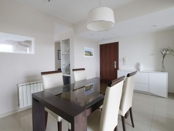 Departamento en venta 4 ambientes en Berazategui con cochera doble y vista al río