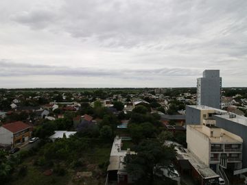 Departamento en venta 4 ambientes en Berazategui con cochera doble y vista al río