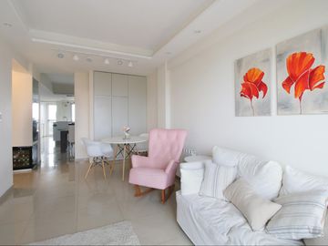 Departamento en venta 4 ambientes en Berazategui con cochera doble y vista al río