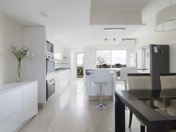 Departamento en venta 4 ambientes en Berazategui con cochera doble y vista al río