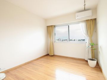 Departamento en venta 4 ambientes en Berazategui con cochera doble y vista al río