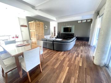 CASA EN VENTA LA ARBOLEDA  - 4 Dormitorios  - Oficina -  Pileta - Gran parque  - Escritura