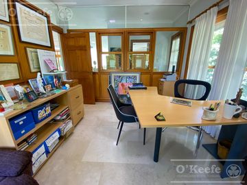 Casa en venta de 4 dormitorios en suite  con fondo al Lago en Abril Club de Campo, Guillermo Hudson