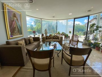 Casa en venta de 4 dormitorios en suite  con fondo al Lago en Abril Club de Campo, Guillermo Hudson