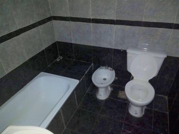 Departamento 2 dormitorio con patio