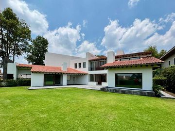Casa remodelada en esquina