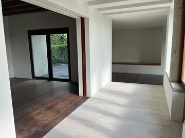 Casa remodelada en esquina