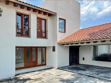 Casa remodelada en esquina