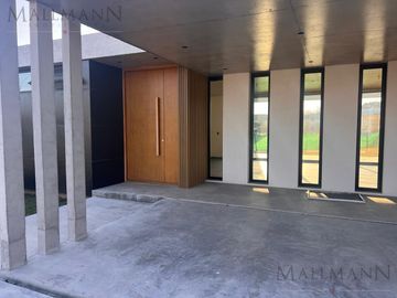 Venta Casa 4 Dormitorios A Estrenar en Altos de Campo Grande