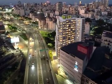 Departamento 4  Ambientes con Balcón al Frente - Barracas