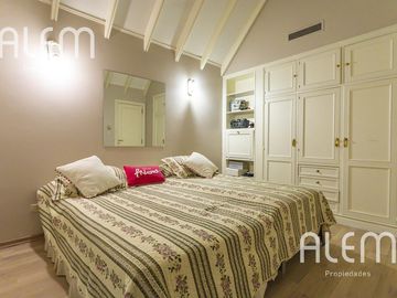 Casa en venta en Lomas de Zamora Oeste