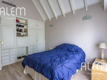Casa en venta en Lomas de Zamora Oeste