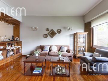 Casa en venta en Lomas de Zamora Oeste
