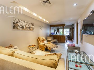 Casa en venta en Lomas de Zamora Oeste