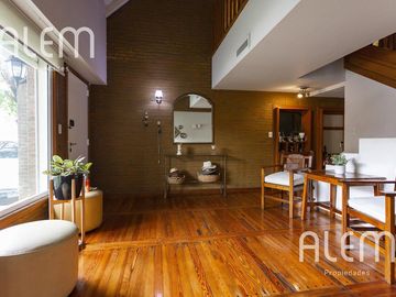 Casa en venta en Lomas de Zamora Oeste