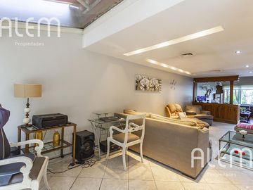 Casa en venta en Lomas de Zamora Oeste