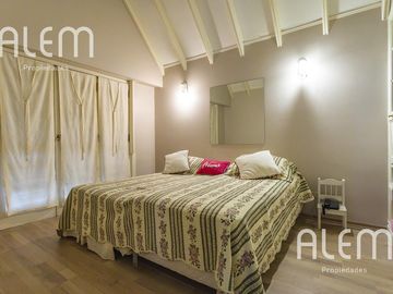 Casa en venta en Lomas de Zamora Oeste