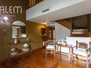 Casa en venta en Lomas de Zamora Oeste