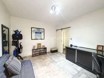 Venta casa 3 ambientes con garaje en Haedo.