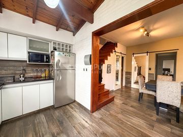 Venta casa 3 ambientes con garaje en Haedo.