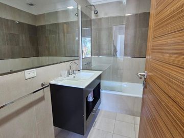 Venta de Departamento en duplex de  3 ambientes en complejo Vista Bahia Nordelta