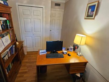 Venta Casa 3 dormitorios y escritorio con jardin en Martinez