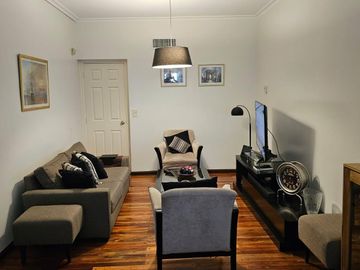 Venta Casa 3 dormitorios y escritorio con jardin en Martinez