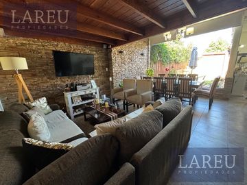 Casa en Venta en Montecarlo, Pilar