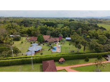 Se Vende Hermosa Finca Turística En Montenegro Quindio