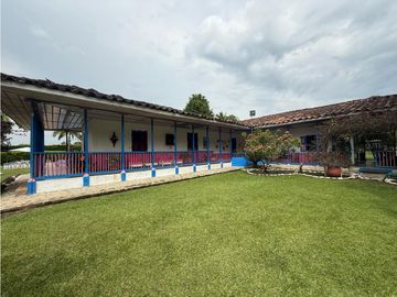 Se Vende Hermosa Finca Turística En Montenegro Quindio