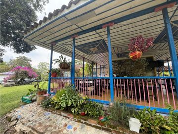 Se Vende Hermosa Finca Turística En Montenegro Quindio