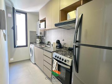 Posesión inmediata.  A Estrenar en Nueva Córdoba.