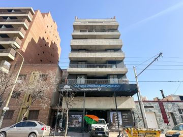 Posesión inmediata.  A Estrenar en Nueva Córdoba.