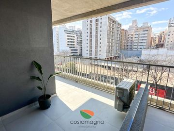 Posesión inmediata.  A Estrenar en Nueva Córdoba.