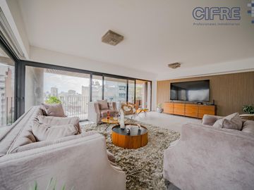 Espectacular semipiso de 4 ambientes, 3 cocheras, al frente  balcón aterrazado TORRE AZCUY