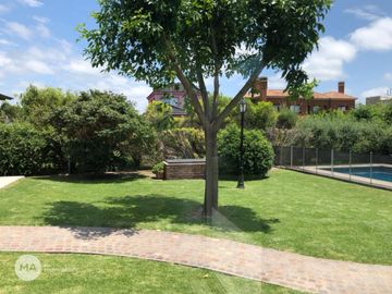 Casa 4 dormitorios con pileta - Funes Hills Cadaques - Funes | Venta
