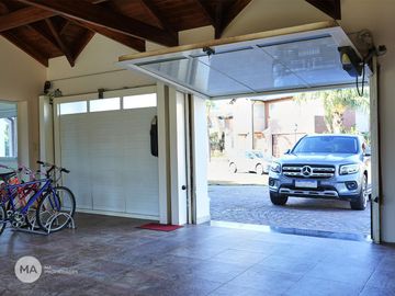 Casa 4 dormitorios con pileta - Funes Hills Cadaques - Funes | Venta