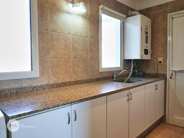 Casa 4 dormitorios con pileta - Funes Hills Cadaques - Funes | Venta