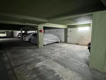 Cochera en venta - 8mts2 - Villa Urquiza