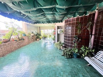 Venta casa en primer piso   quincho completo con pileta en terraza APTO CRÉDITO en zona Sur
