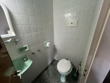 Venta casa en primer piso   quincho completo con pileta en terraza APTO CRÉDITO en zona Sur