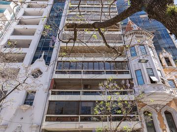 Departamento de 3 dormitorios a la venta en San Luis 433.