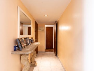 Departamento de 3 dormitorios a la venta en San Luis 433.