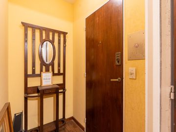 Departamento de 3 dormitorios a la venta en San Luis 433.
