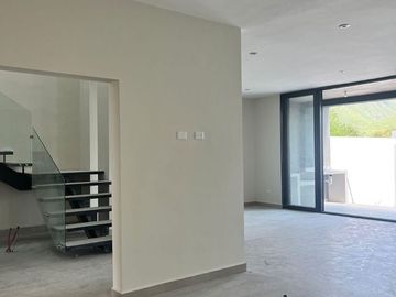 Casa en venta en Amorada Residencial!!