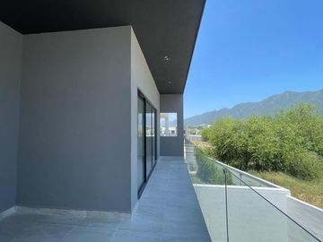 Casa en venta en Amorada Residencial!!