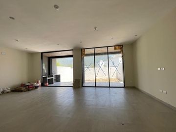 Casa en venta en Amorada Residencial!!