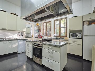 Casa en  Venta en José C Paz al 400 ACASSUSO - VISTA AL RIO