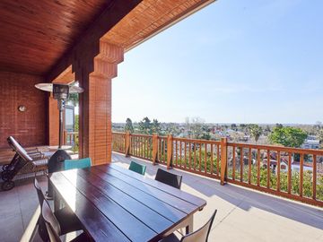 Casa en  Venta en José C Paz al 400 ACASSUSO - VISTA AL RIO